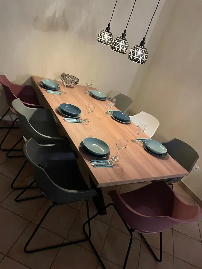Room5 Fuer Familien&Freunde, Strandnaehe, Meerblick Trogir Croacia